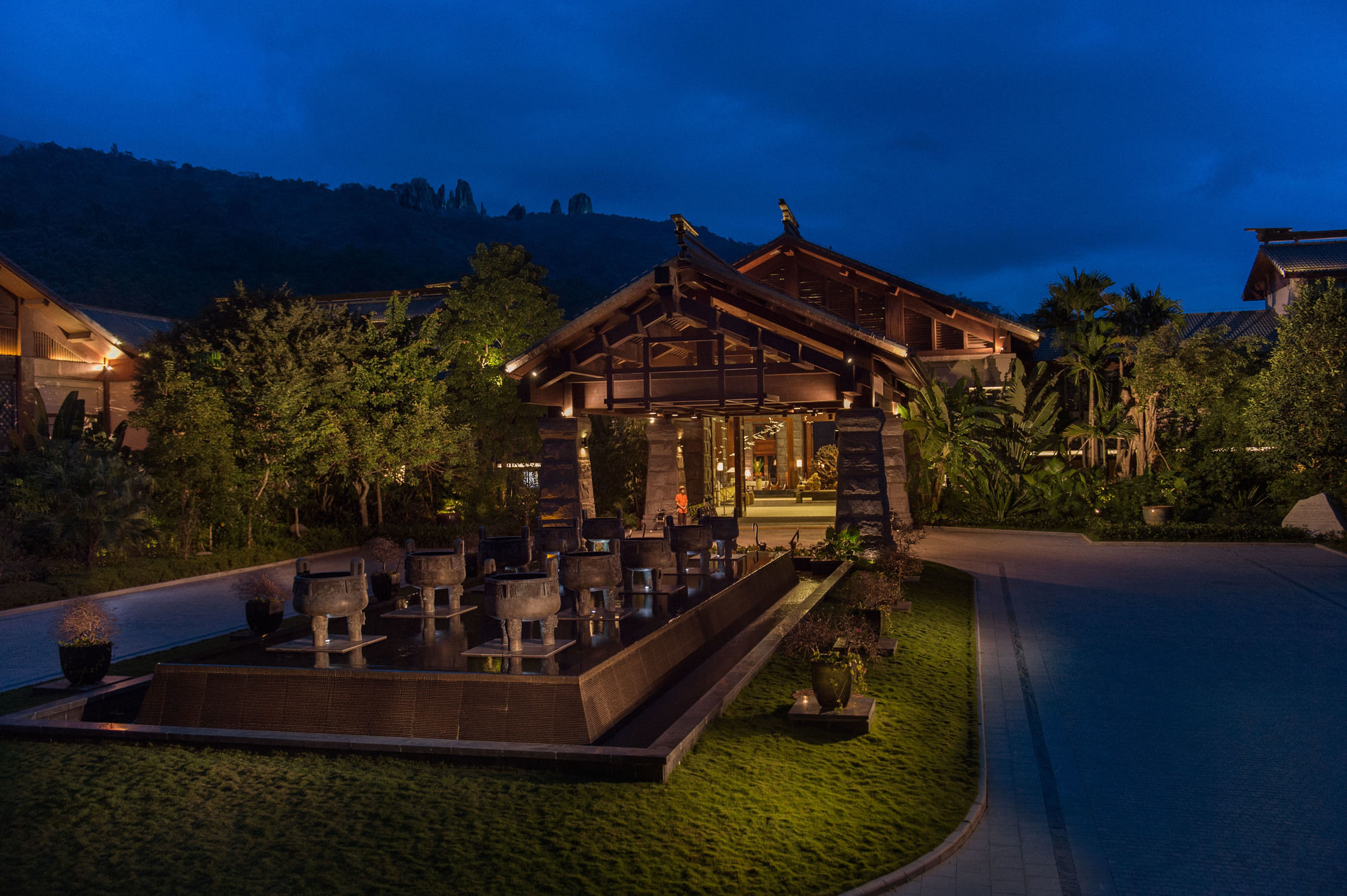 Baoting Doubletree Resort By Hilton Hotel Hainan - Qixianling Hot Spring מראה חיצוני תמונה
