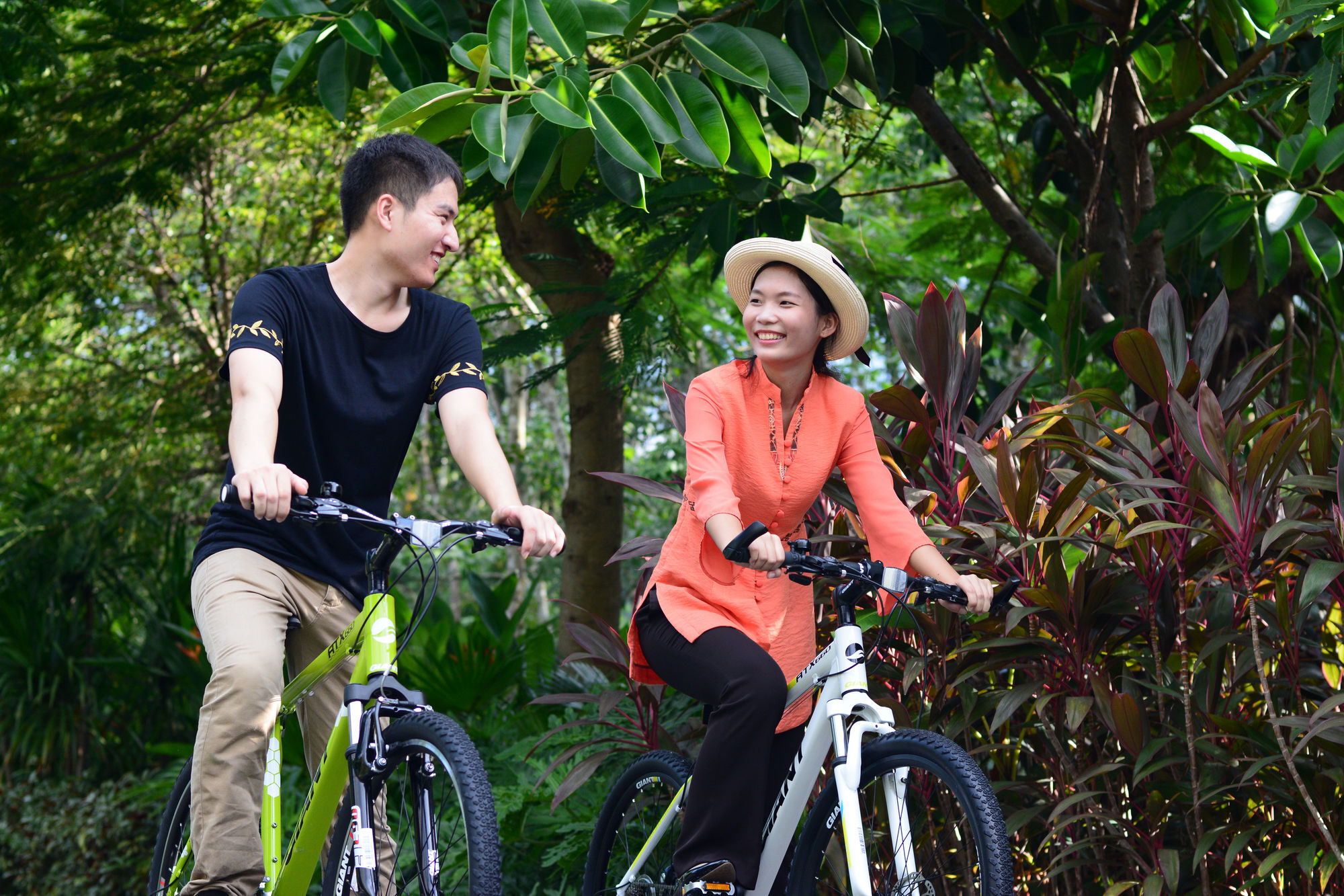 Baoting Doubletree Resort By Hilton Hotel Hainan - Qixianling Hot Spring מראה חיצוני תמונה